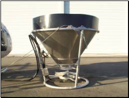 Lama Fertilizer Bucket Prototype